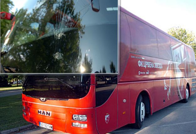 Incident u Čatežu: Hrvati napali igrače Crvene zvezde i razbili autobus