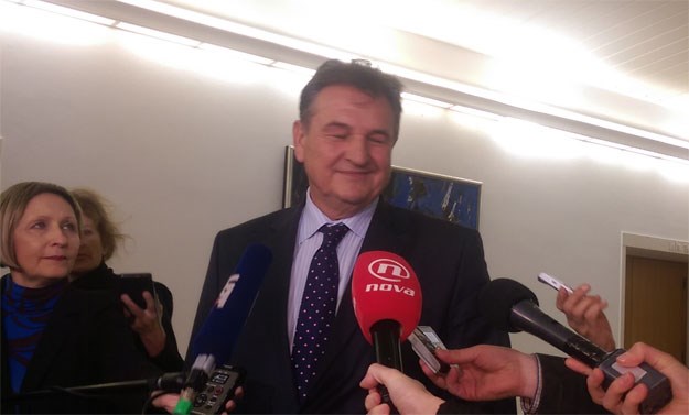 Čačić sad podržava Milanovića, ali ako SDP ne uspije dobiti većinu, onda će podržati Karamarka