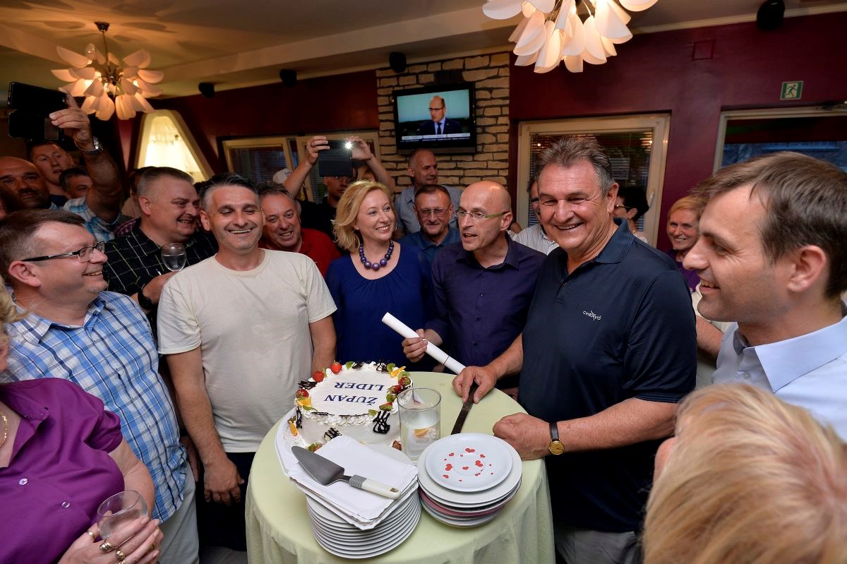 Kako je Čačić pregazio HNS-ovce?