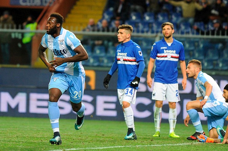 Lazio u deset minuta okrenuo Sampdoriju, oborio klupski rekord i ostao u trci za vrh