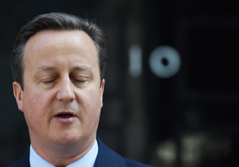 David Cameron imenuje ptice prema Borisu Johnsonu, a onda ih ubija