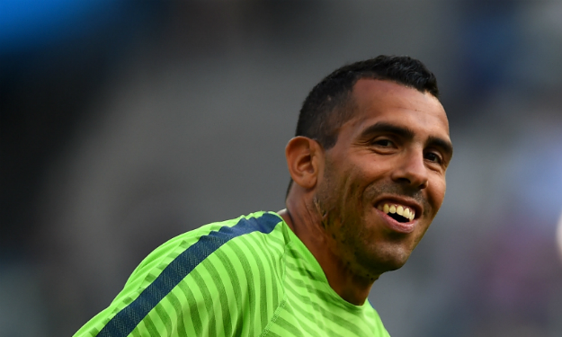 Tevez će godišnje zarađivati 16 milijuna eura više od Ronalda
