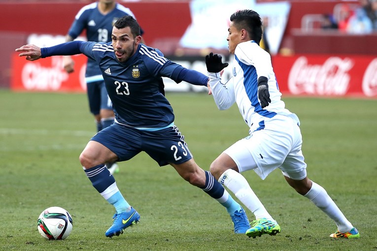 Carlos Tevez vraća se u FIFA-u 18, ali neće biti zadovoljan ocjenama