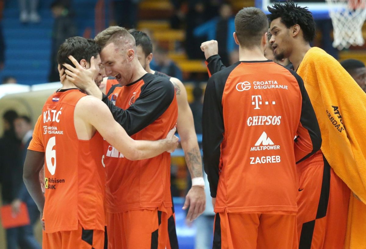 Cedevita odigrala jednu od najboljih utakmica u Europi, Mandžukić i Pjaca uživali na tribinama