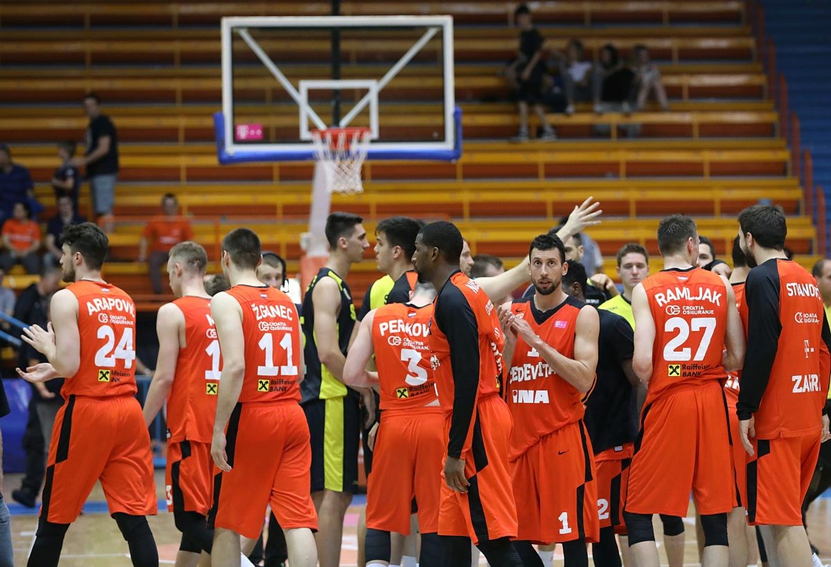 CEDEVITA SE SELI IZ ZAGREBA Želi igrati u varaždinskoj Areni