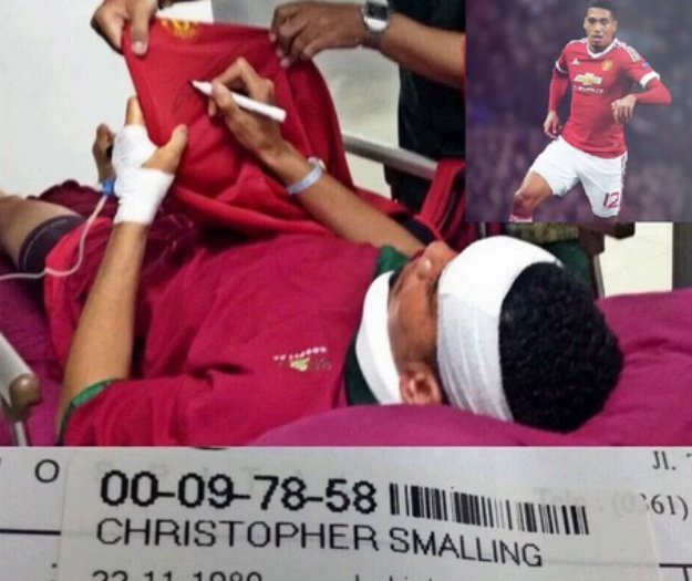 Smalling u bolnicu prevezen sa zavojem oko vrata, a United tvrdi "otrovao se hranom"