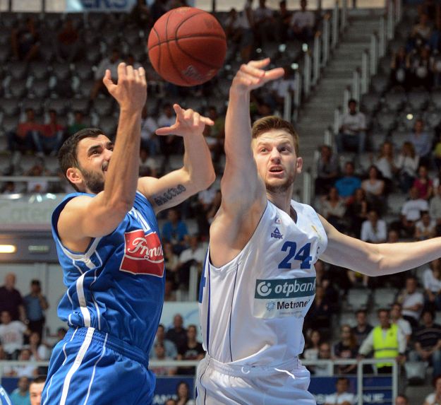 Cibona pobjedom u Zadru izborila finale