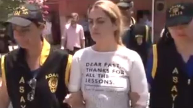 Ubila nasilnog muža pa postala zvijezda društvenih mreža