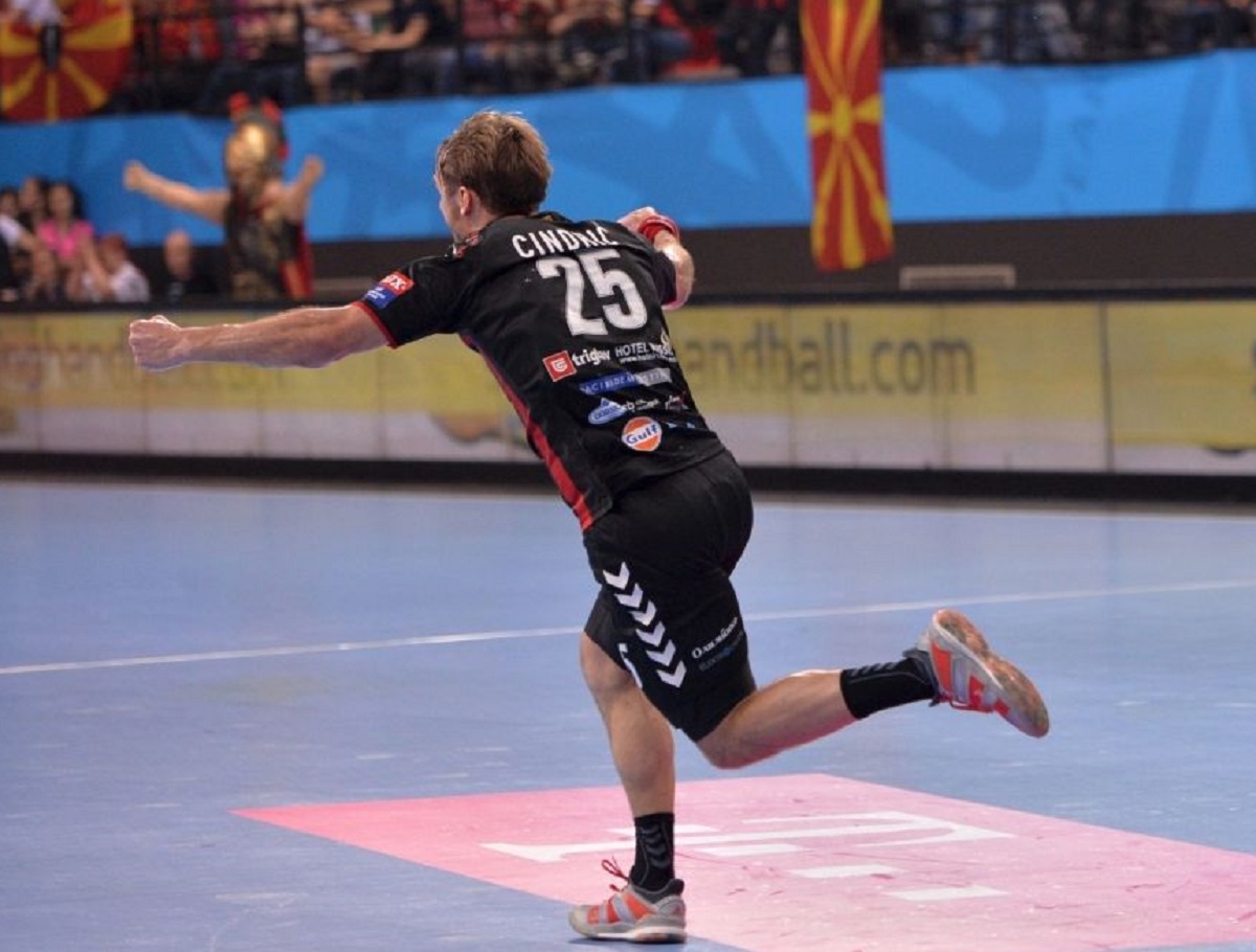 "HRVATSKI VARDAR" NA FINAL FOUR PREKO DUVNJAKA Branitelj naslova LP-a izbacio Kiel
