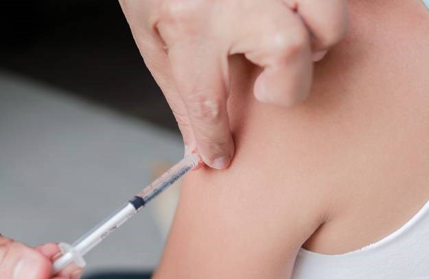 Agencija za lijekove tvrdi da Hrvatskoj nedostaje 10.000 cjepiva, HZJZ sve demantirao