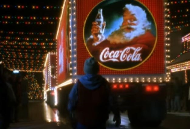 Coca-Cola je izbacila svoju božićnu reklamu, a ljudi popizdili zbog jednog detalja