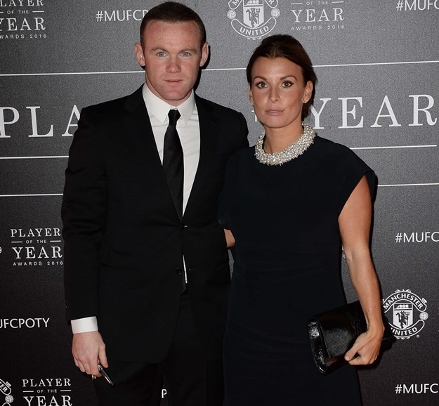 Rooneyjeva supruga izvrijeđala engleskog navijača na Twitteru