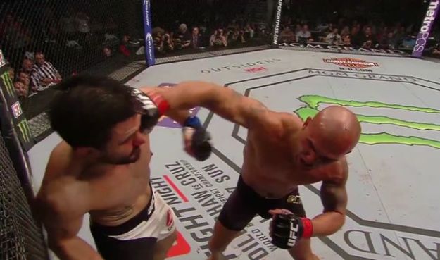 Prvi UFC godine u brojkama: Lawler srušio rekord Igora Pokrajca