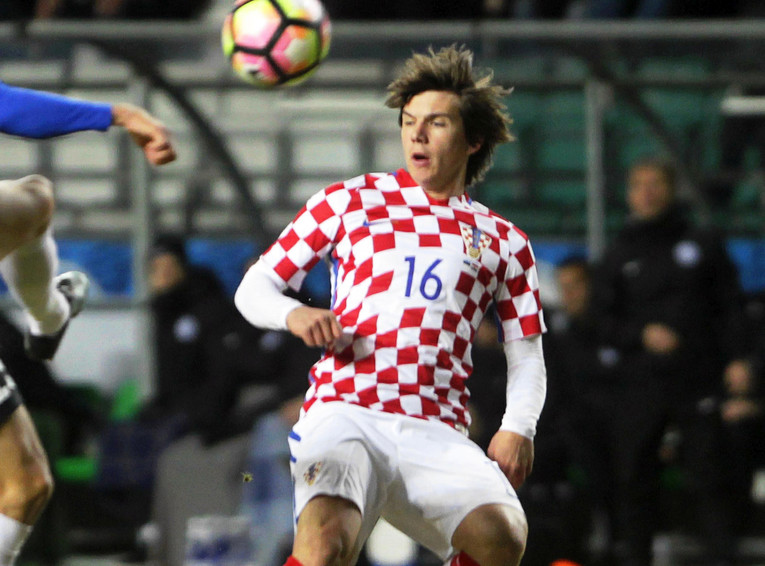 Mlada Hrvatska primila gol u 15. sekundi utakmice, Ćorić zabio za remi