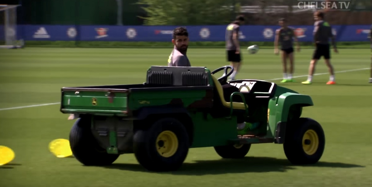 IDILA U CHELSEAJU Urnebesni Diego Costa zabavljao suigrače, a onda ih je posjetio posebni gost