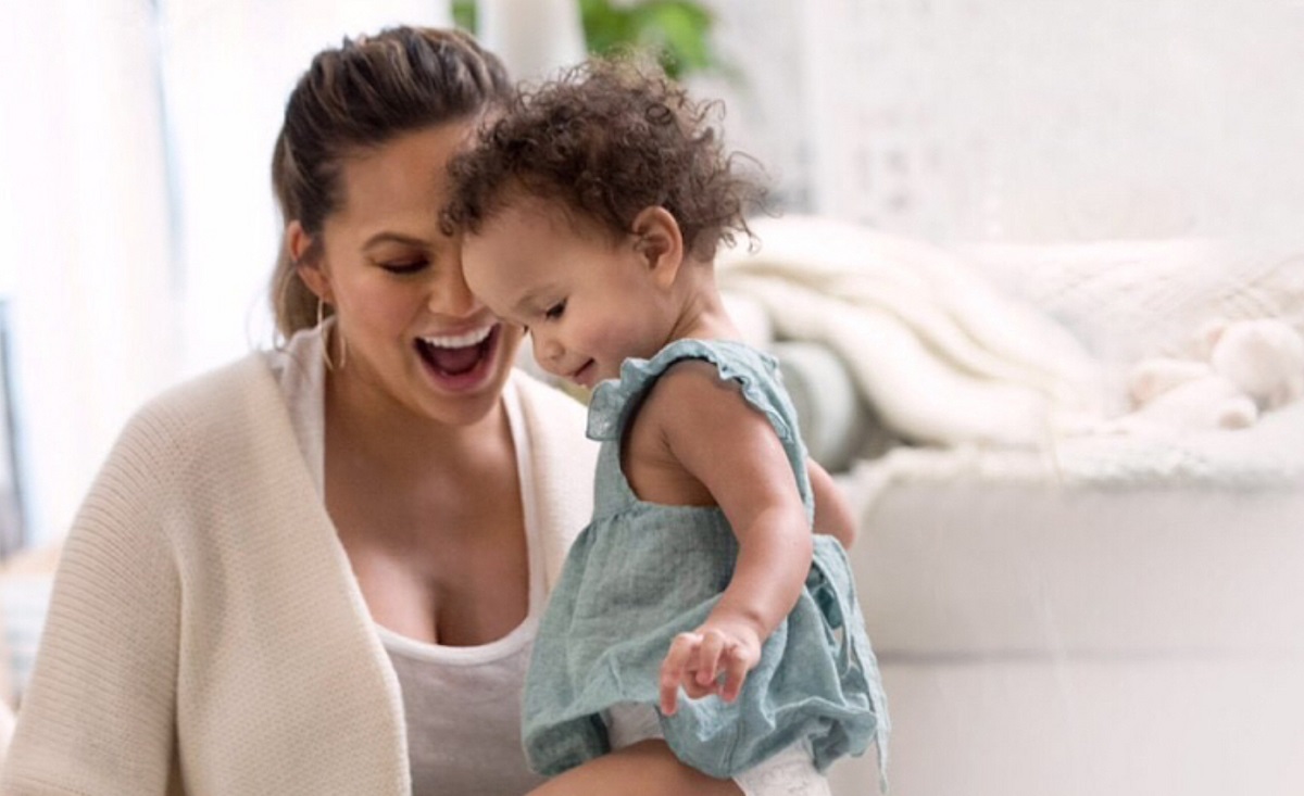 Stigla je "legendarna" beba: Chrissy Teigen i John Legend dobili sina