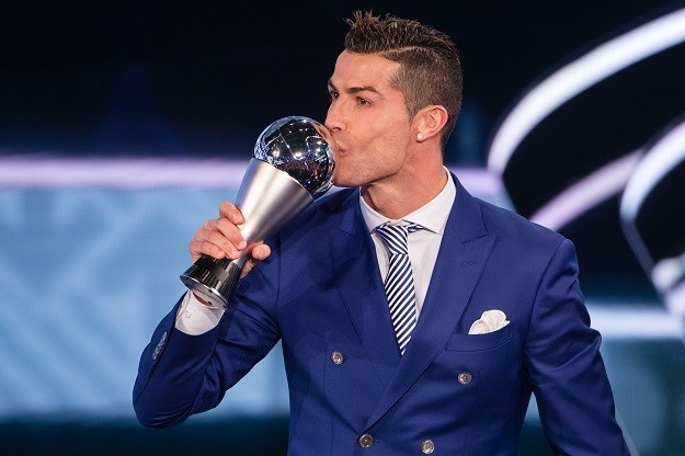 Cristiano Ronaldo je FIFA-in igrač godine: Žao mi je što igrači Barcelone nisu ovdje