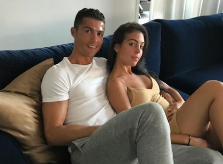 Cristiano Ronaldo čeka blizance s novom djevojkom?
