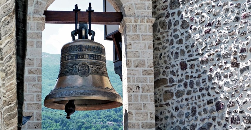Lopovi u Venezueli iz crkve ukrali brončano zvono teško pola tone
