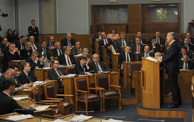 Na parlamentarnim izborima u Crnoj Gori u fokusu članstva u NATO-u i EU-u