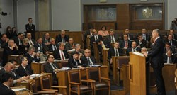Crnogorska vlada traži istragu velike tučnjave u parlamentu