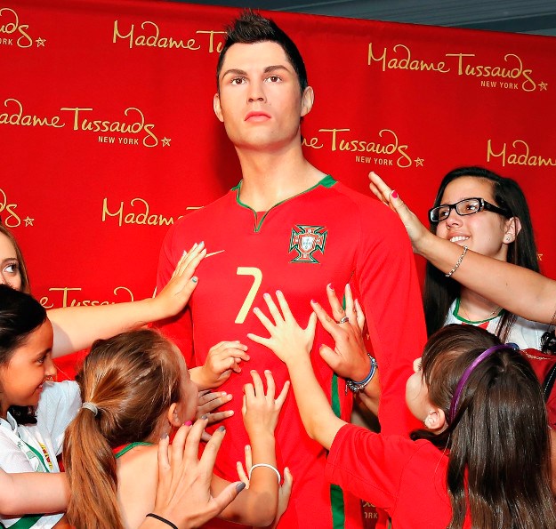 Ronaldova nova razina egomanije: Kuću ukrasio svojom voštanom figurom