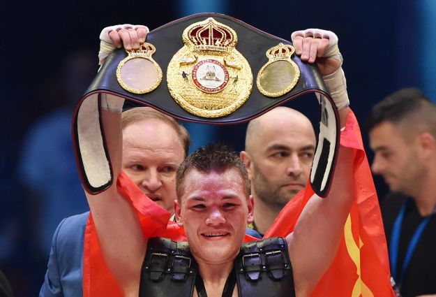 Čudinov na bodove porazio Sturma i uzeo WBA naslov