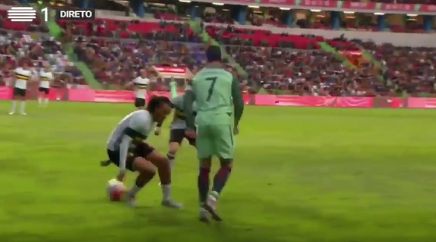 Belgijcu treba mrežica: Ronaldo genijalnim driblingom nasamario protivnika