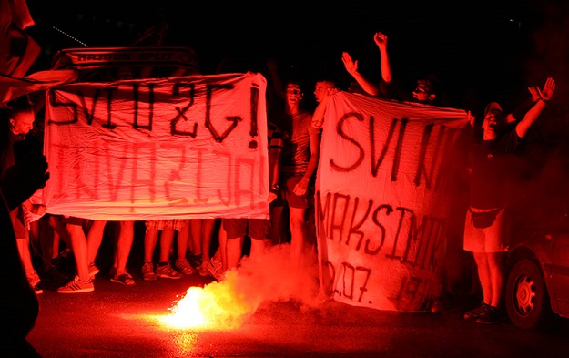 Ovako je Torcida proslavila pobjedu Hajduka: "Svi na Maksimir"