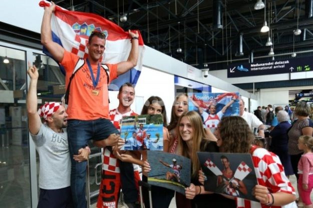 Doček na Plesu za Damira Martina nakon povijesnog uspjeha u Poznanu