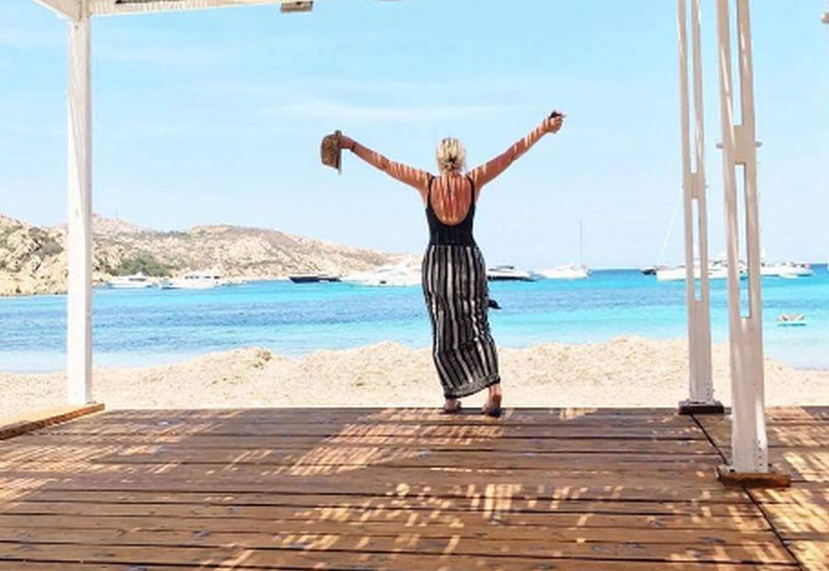 FOTO Danijela Dvornik uživa u Sardiniji, sa sobom je povela zanimljivo društvo