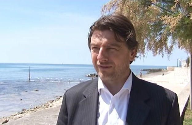 Lorencin ponovno duhovit: Kako opasno? Ja se kupam u toplesu i nitko mi ništa nije napravio