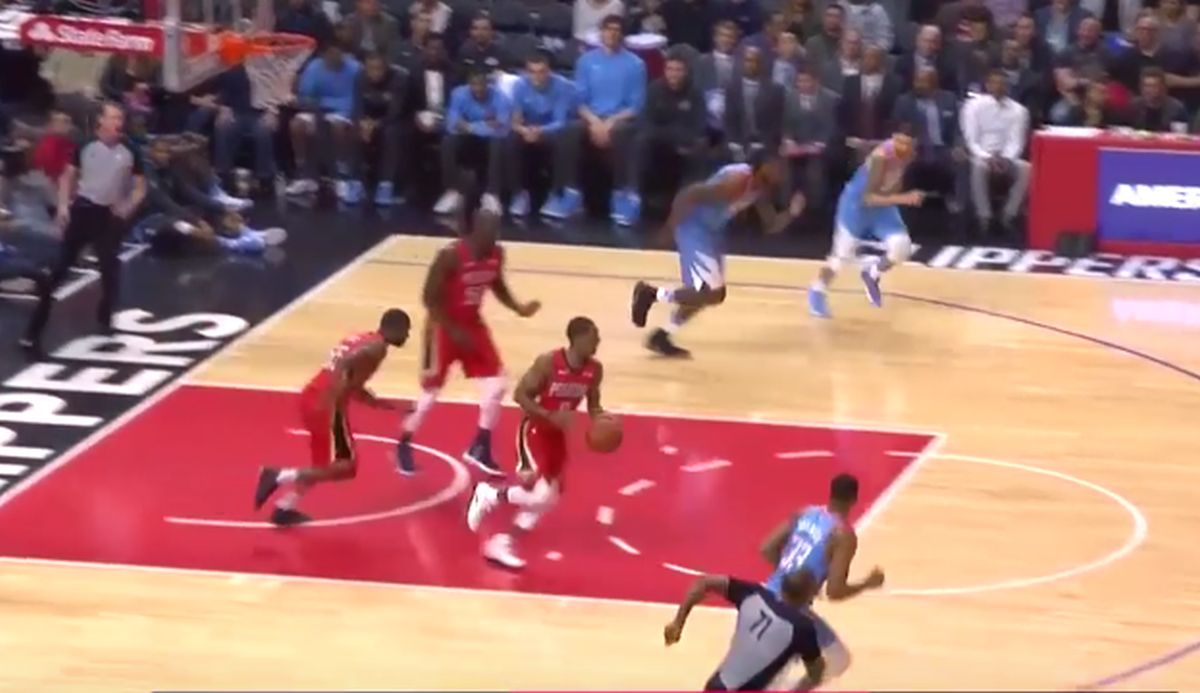 Paul i Harden nosili Rocketse do pobjede nad Oklahomom, Davis utrpao 41 poen Clippersima