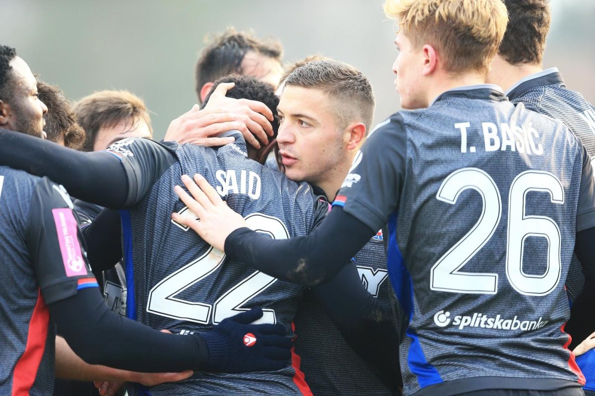 CIBALIA - HAJDUK 0:5 Splićani prvi pratitelji Dinama