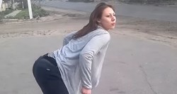 VIDEO Djevojka twerkala pored ceste, završilo teškim sudarom