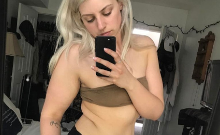 FOTO Blogerica pokazala kako zaista izgleda njeno tijelo bez Photoshopa