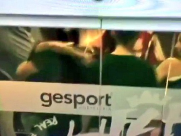 Video dana: Juan Mata tješio De Geu nakon propalog transfera u Real