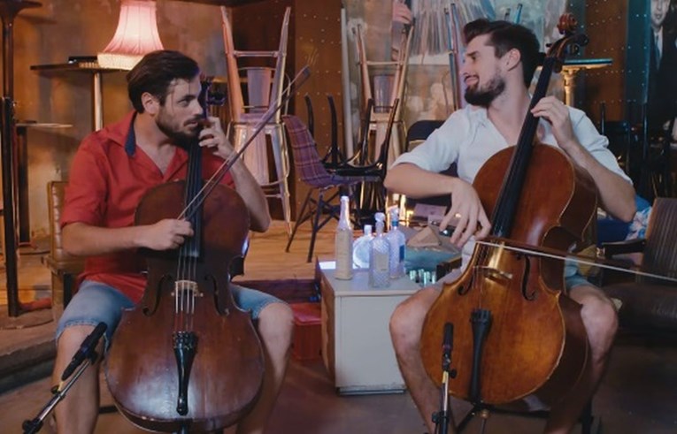 VIDEO 2Cellos obradili "Despacito", a čak su i zapjevali