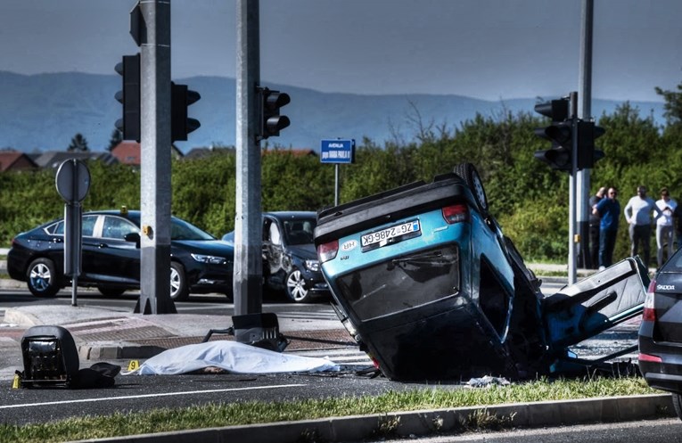 DETALJI TRAGIČNE NESREĆE U VELIKOJ GORICI Vozač Fiata prošao je kroz crveno, poginula je žena iz auta