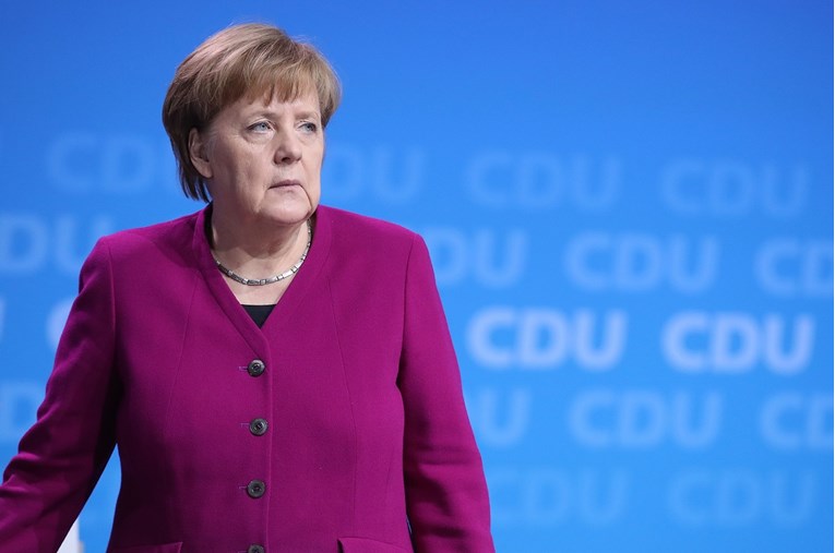 Merkel: Borba za ženska prava ide dalje