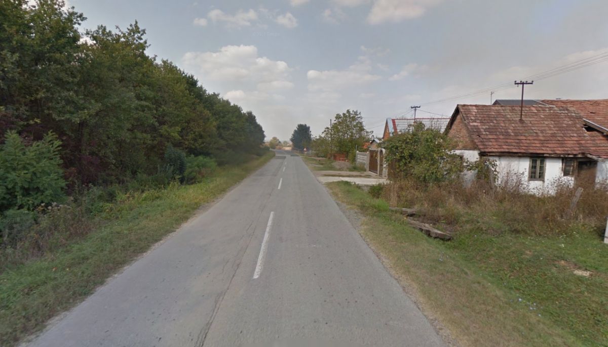 U sudaru auta i kombija kod Slavonskog Broda poginuo muškarac