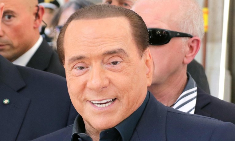 Berlusconi dopustio sastavljanje vlade