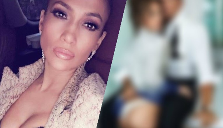 FOTO Jennifer Lopez fanovi ispljuvali zbog fotke na kojoj je otkrila golu guzu: "Vulgarna si"