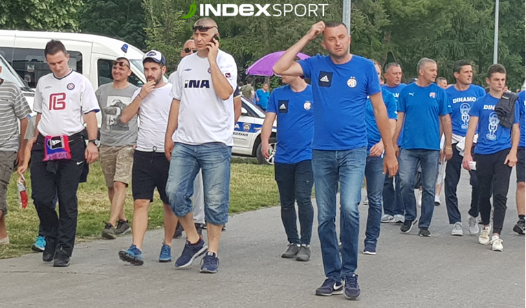 VIDEO Navijači Hajduka i Dinama zajedno dolaze na utakmicu