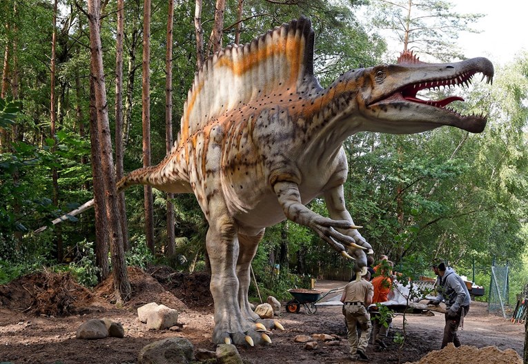 NOVA OTKRIĆA Znanstvenici traže radikalnu promjenu razlikovanja dinosaura