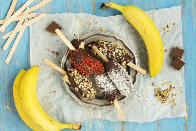 Desert ljeta: Smrznute čokoladne banane sa šarenim mrvicama