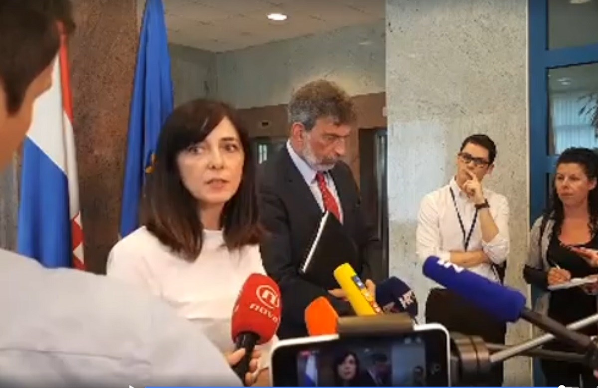 Ministrica Divjak i Plenkovićev savjetnik Fuchs održali zajedničku presicu, bilo je malo neugodno