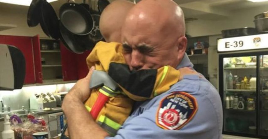 Hrabri mali borac: Teško bolesnom dječaku vatrogasci ispunili životni san