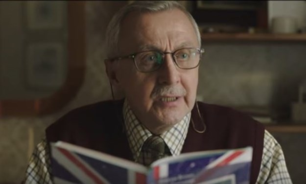 VIDEO Najdirljivija reklama ovog Božića: Pokušajte pogoditi zašto ovaj djed uči engleski