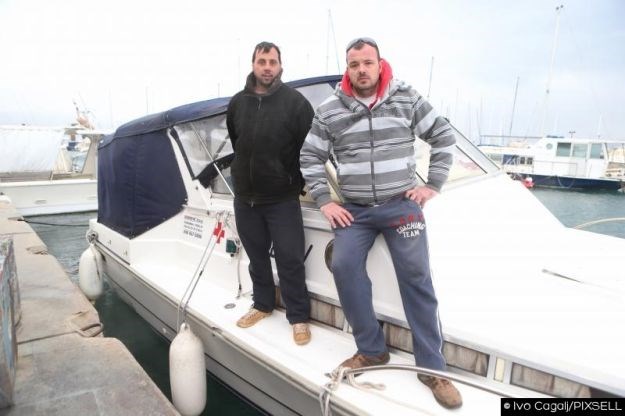 Junak iz Supetra riskirao vlastiti život kako bi spasio putnicu: Ni stari Bračani ne pamte ovakvo nevrijeme